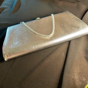 VTG Silver Rhinestone Kiss lock Evening handbag. Good used condition.